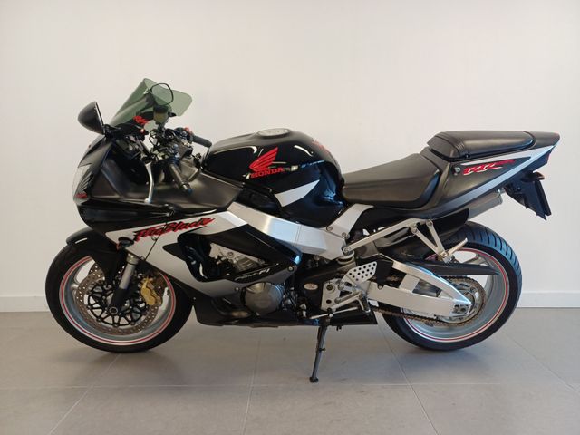 honda - cbr-900-rr-fireblade