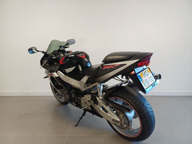 honda - cbr-900-rr-fireblade