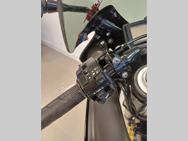 honda - cbr-900-rr-fireblade