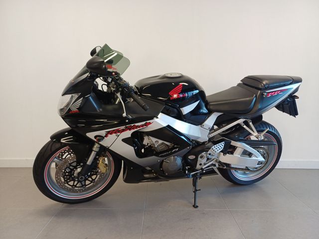 honda - cbr-900-rr-fireblade