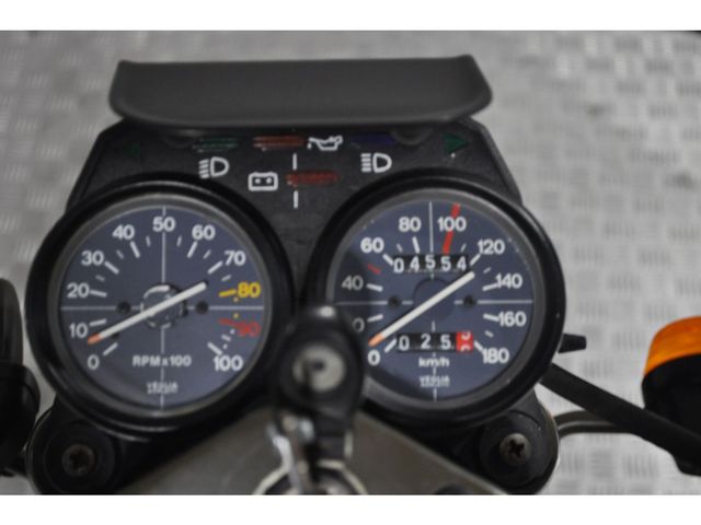 moto-guzzi - v-50-3