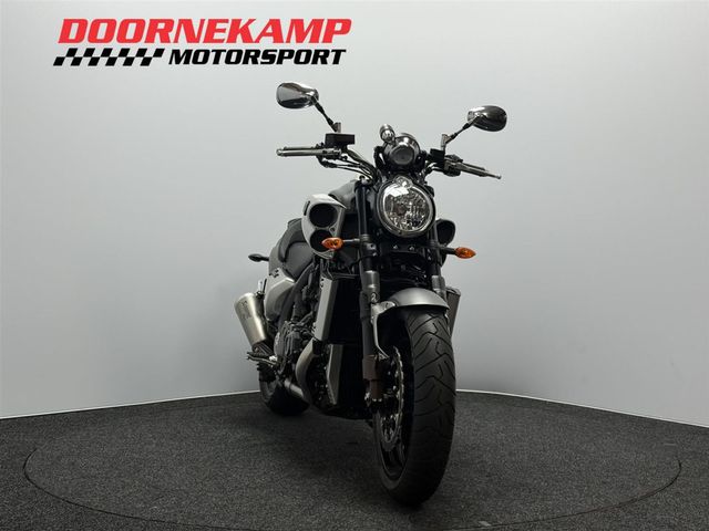 yamaha - vmx-1700-vmax
