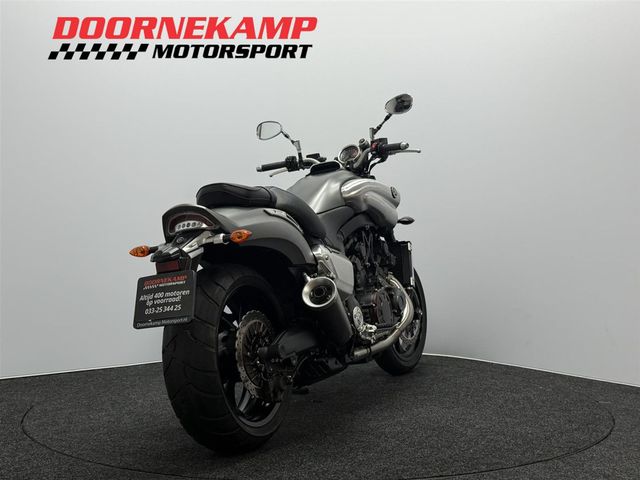 yamaha - vmx-1700-vmax