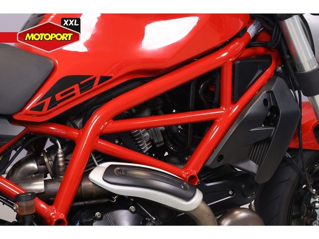 ducati - monster-797--