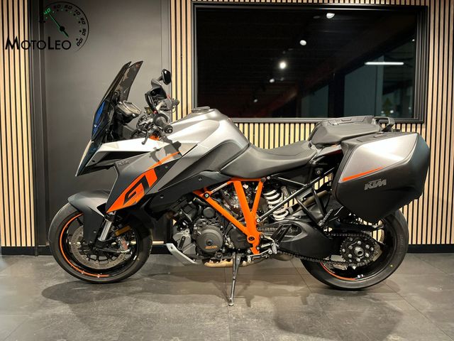 ktm - 1290-super-duke-gt