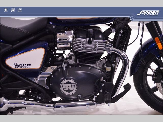 royal-enfield - super-meteor-650