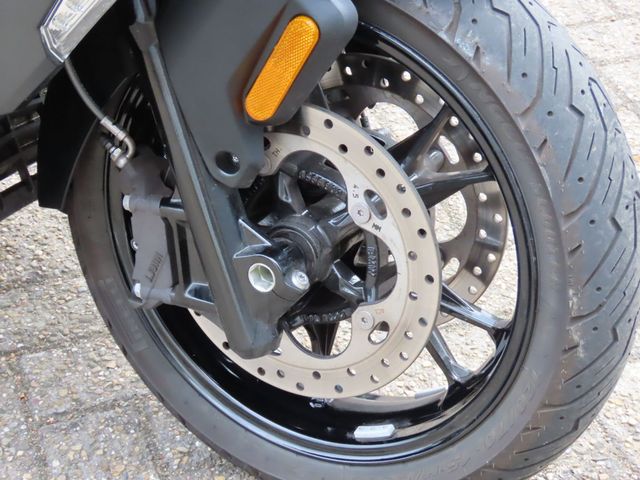 bmw - c-400-gt