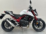 HONDA CB 750 HORNET