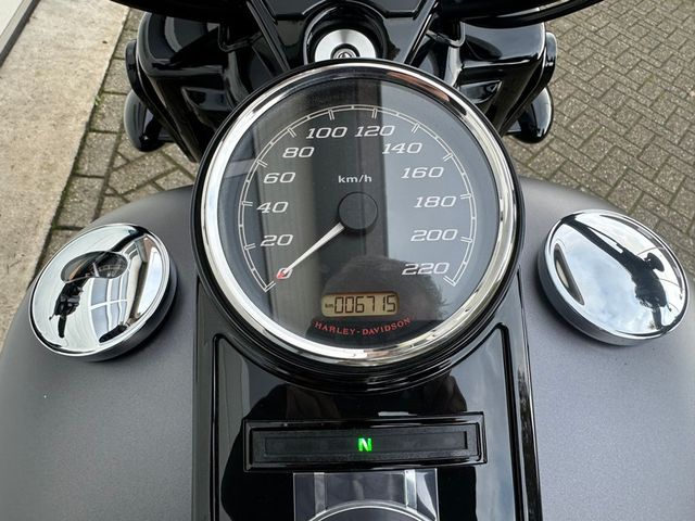 harley-davidson - road-king-special