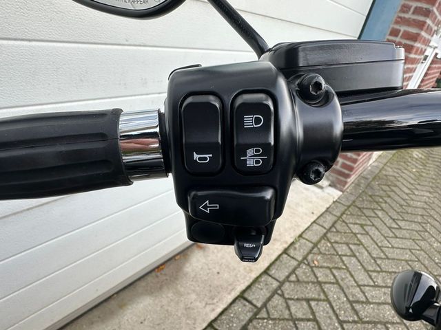 harley-davidson - road-king-special