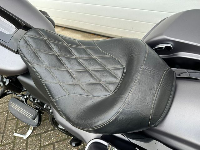 harley-davidson - road-king-special