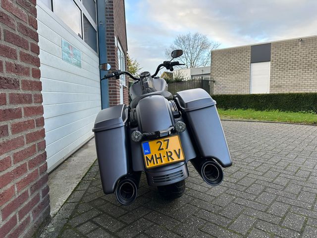 harley-davidson - road-king-special