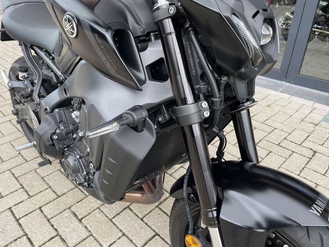 yamaha - mt-09