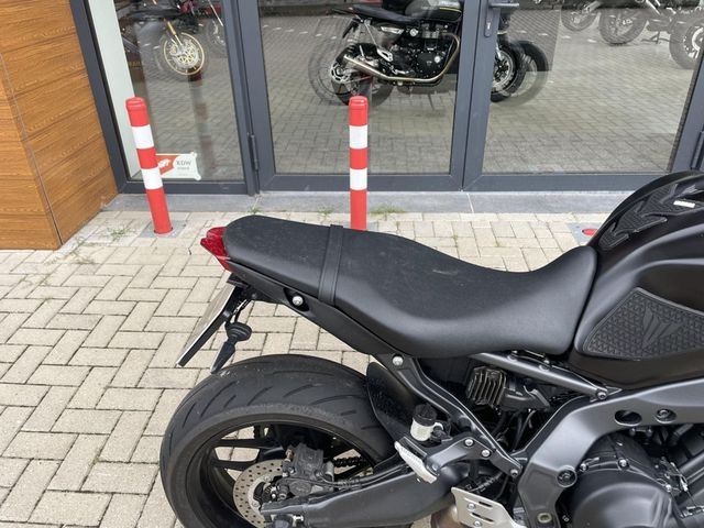 yamaha - mt-09