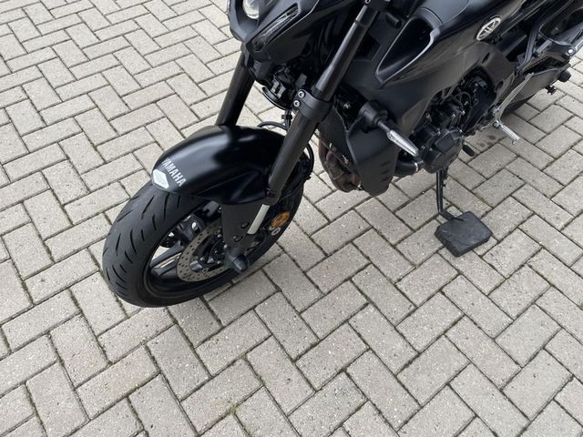 yamaha - mt-09