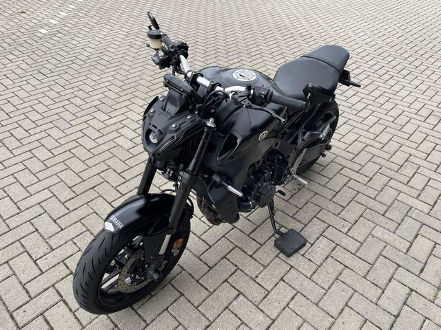 yamaha - mt-09