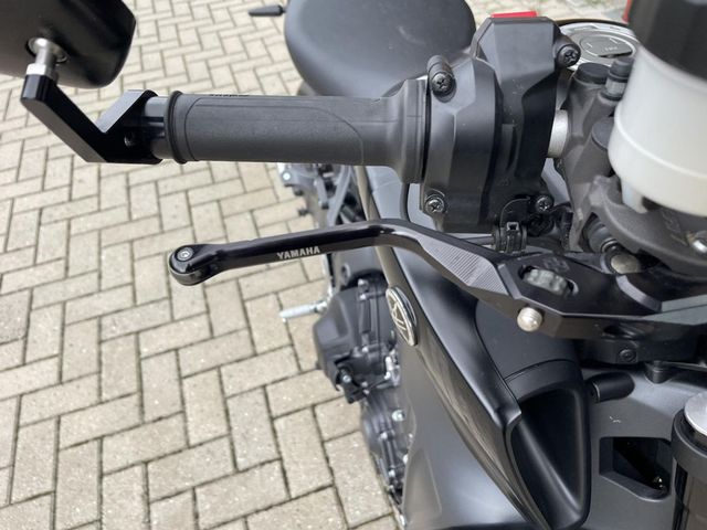 yamaha - mt-09