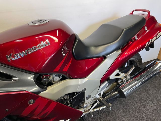 kawasaki - zzr-1100