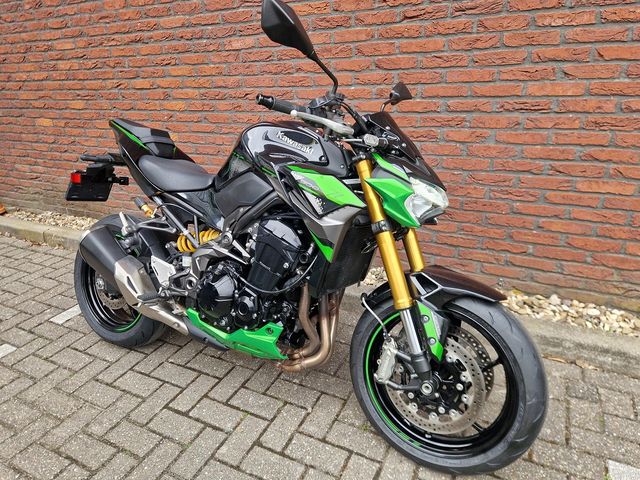 kawasaki - z900-se