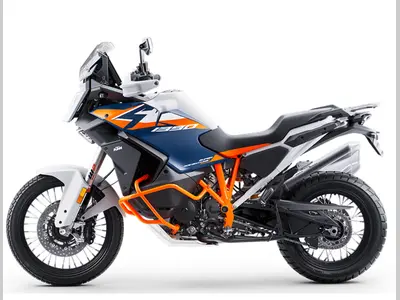 KTM 1390 SUPER ADVENTURE R – foto 3
