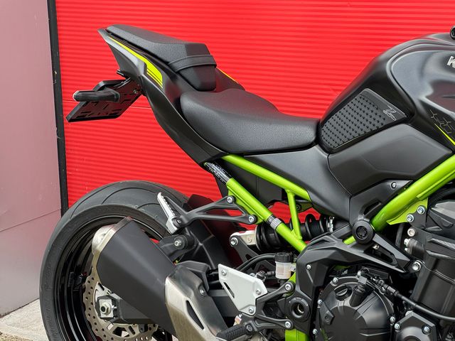 kawasaki - z900