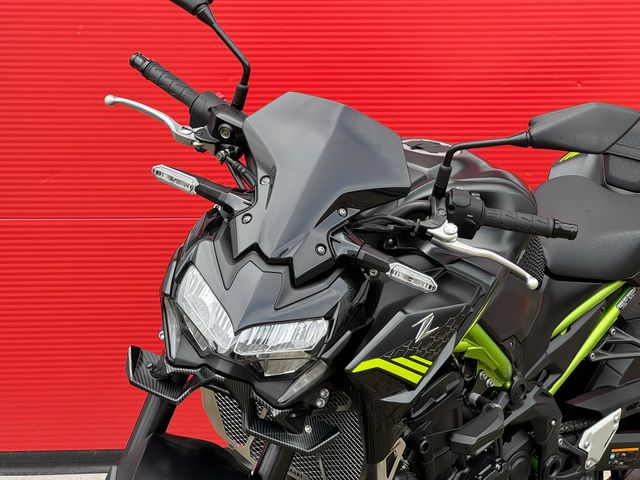 kawasaki - z900