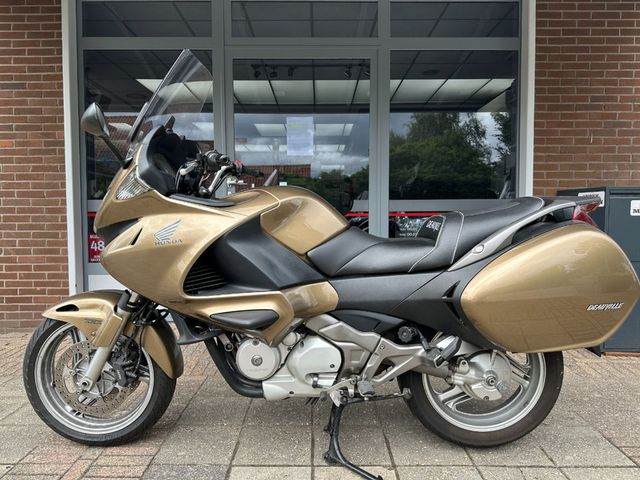 honda - nt-700-v-deauville-abs