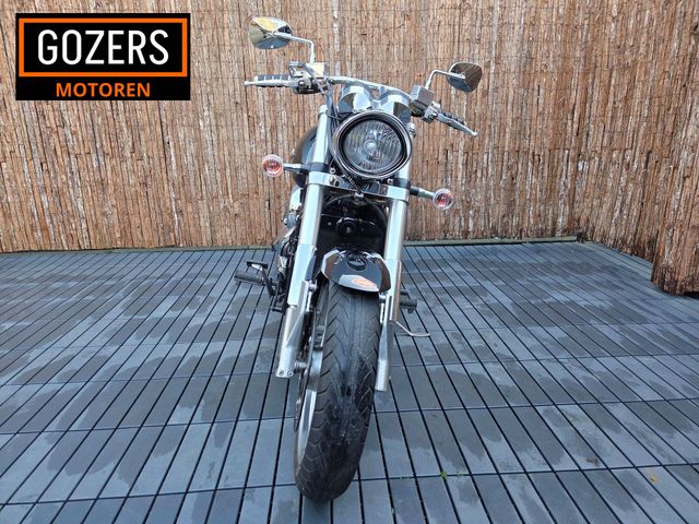 suzuki - vz-1600-marauder