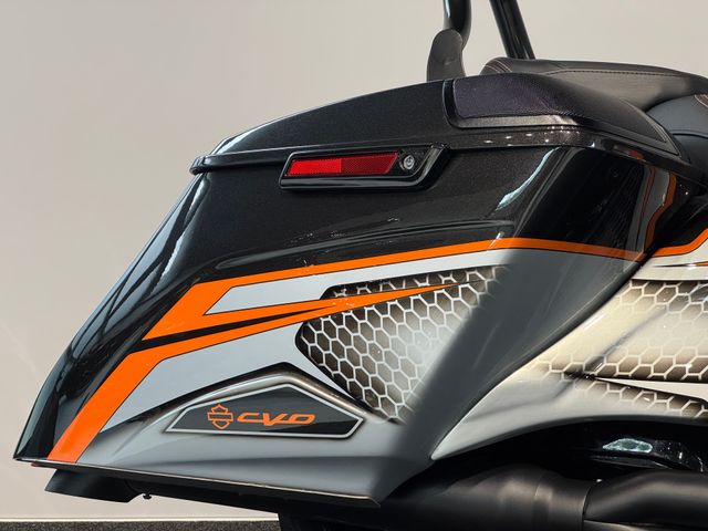harley-davidson - road-glide-cvo-fltrxse
