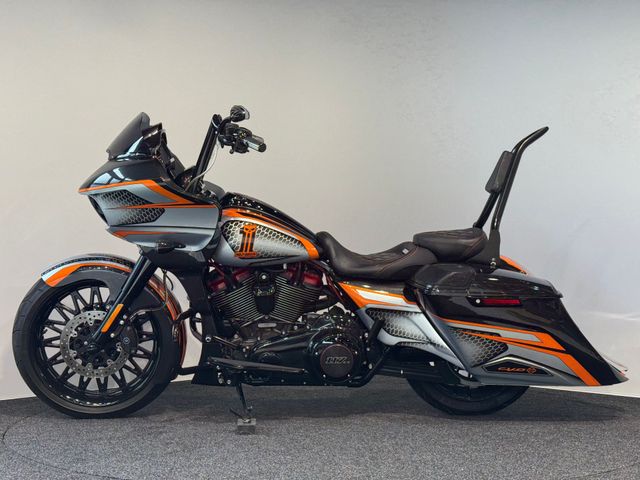 harley-davidson - road-glide-cvo-fltrxse