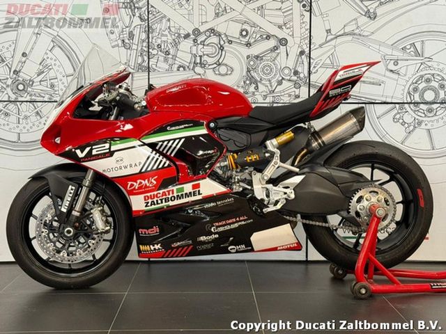 ducati - panigale-v2