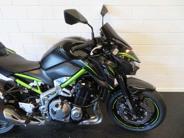 kawasaki - z900
