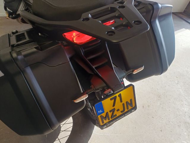moto-guzzi - stelvio