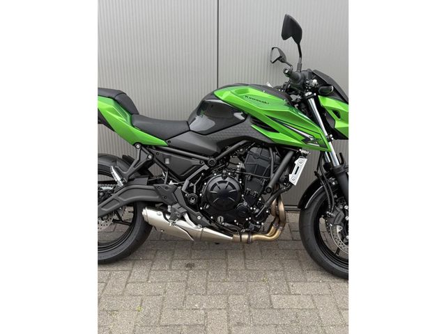 kawasaki - z650-s