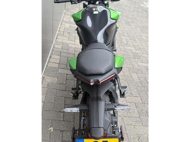 kawasaki - z650-s
