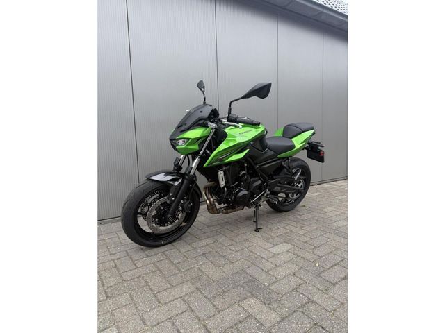 kawasaki - z650-s