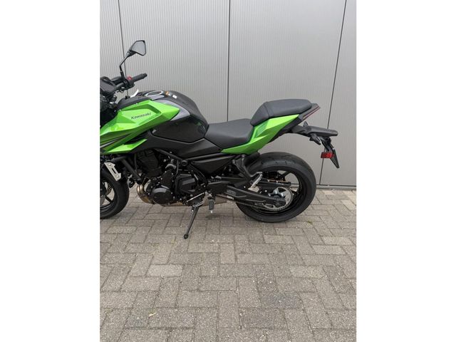 kawasaki - z650-s