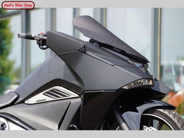 honda - nm4-vultus