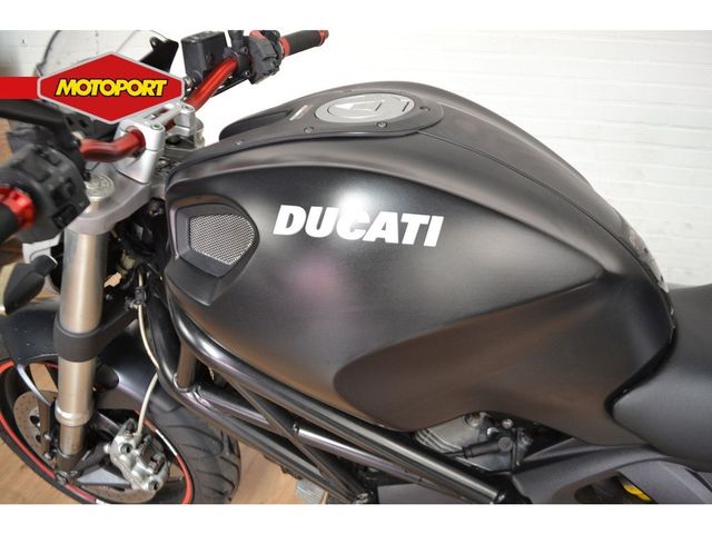 ducati - m-696