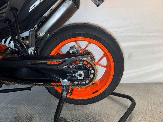 ktm - 890-duke-r