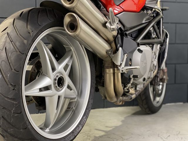 mv-agusta - brutale-750