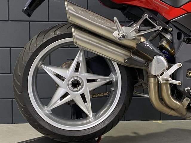 mv-agusta - brutale-750