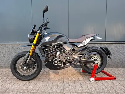 MOTO MORINI SEIEMMEZZO SCR – foto 2
