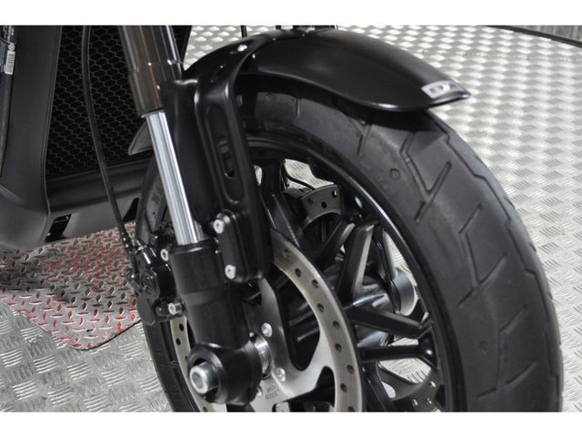 harley-davidson - street-rod