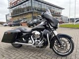 HARLEY-DAVIDSON STREET GLIDE SPECIAL FLHXS