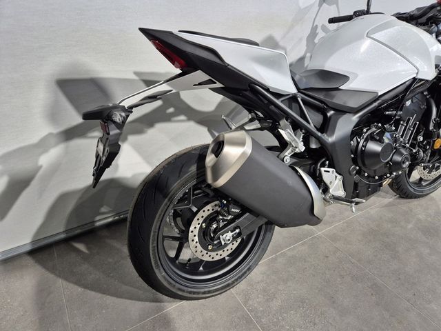 honda - cb-1000-hornet