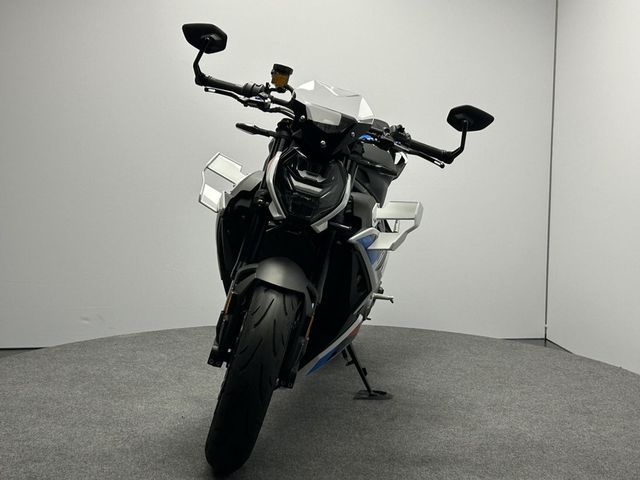 bmw - m-1000-r