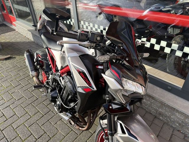 kawasaki - z900-70kw