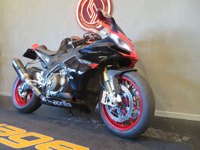 aprilia - rsv-4-factory