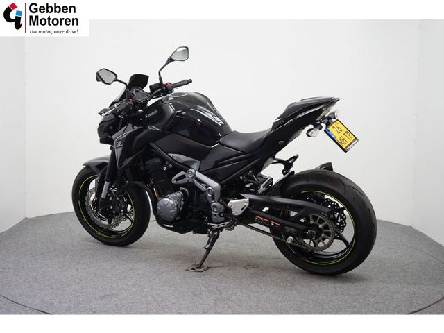 kawasaki - z900